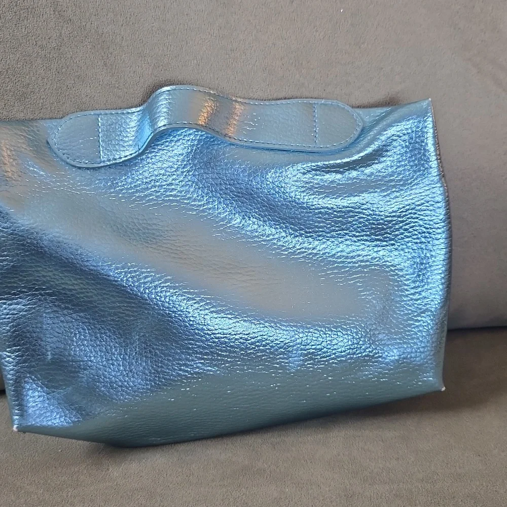 CLINIQUE Metallic Aqua Blue Cosmetic Pouch